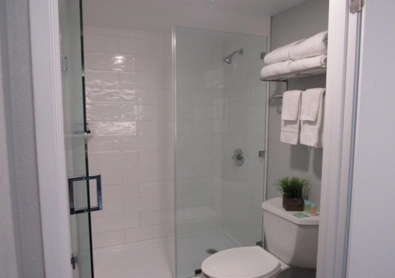 Capri Suites Anaheim Zewnętrze zdjęcie
