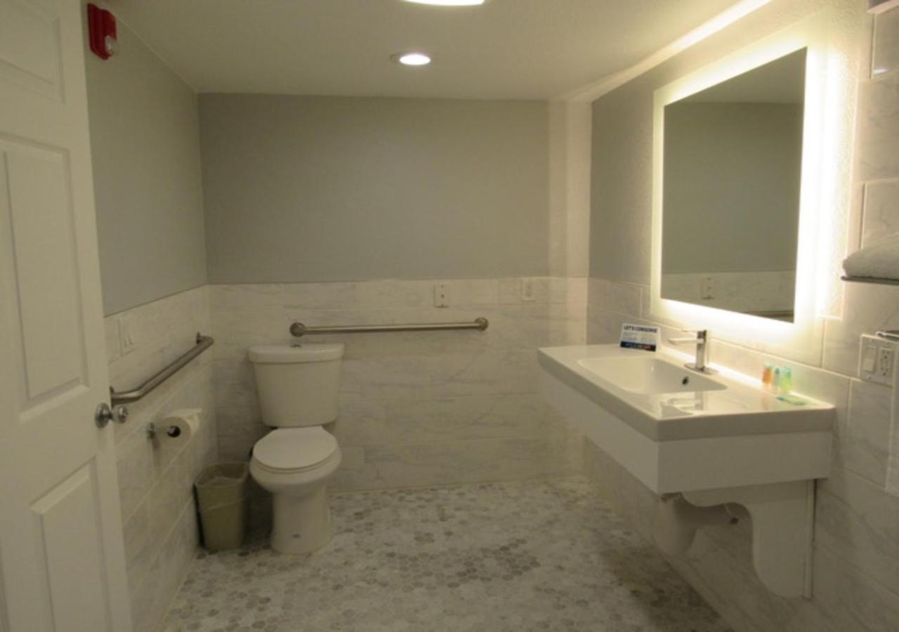 Capri Suites Anaheim Zewnętrze zdjęcie