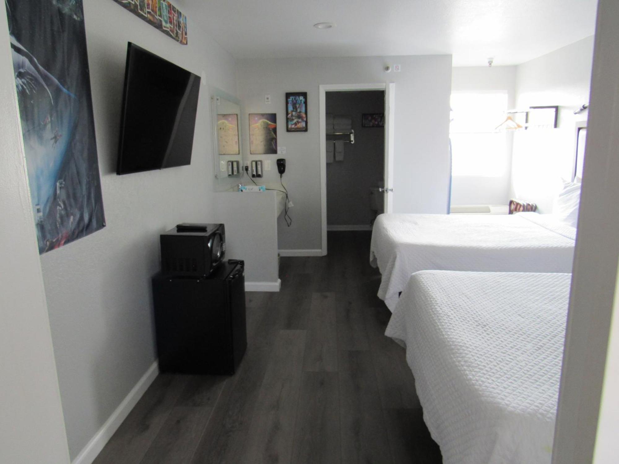 Capri Suites Anaheim Zewnętrze zdjęcie