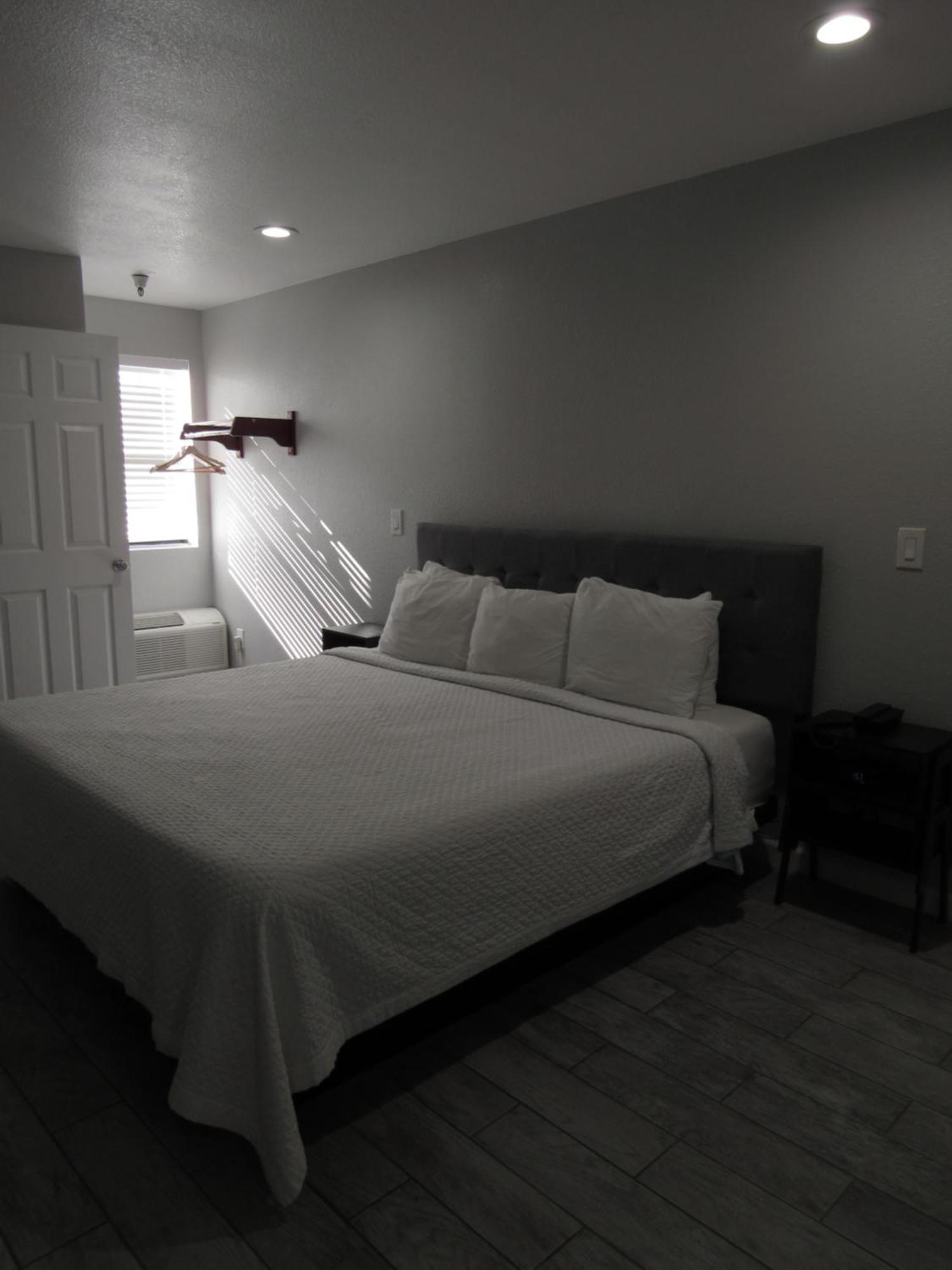 Capri Suites Anaheim Pokój zdjęcie