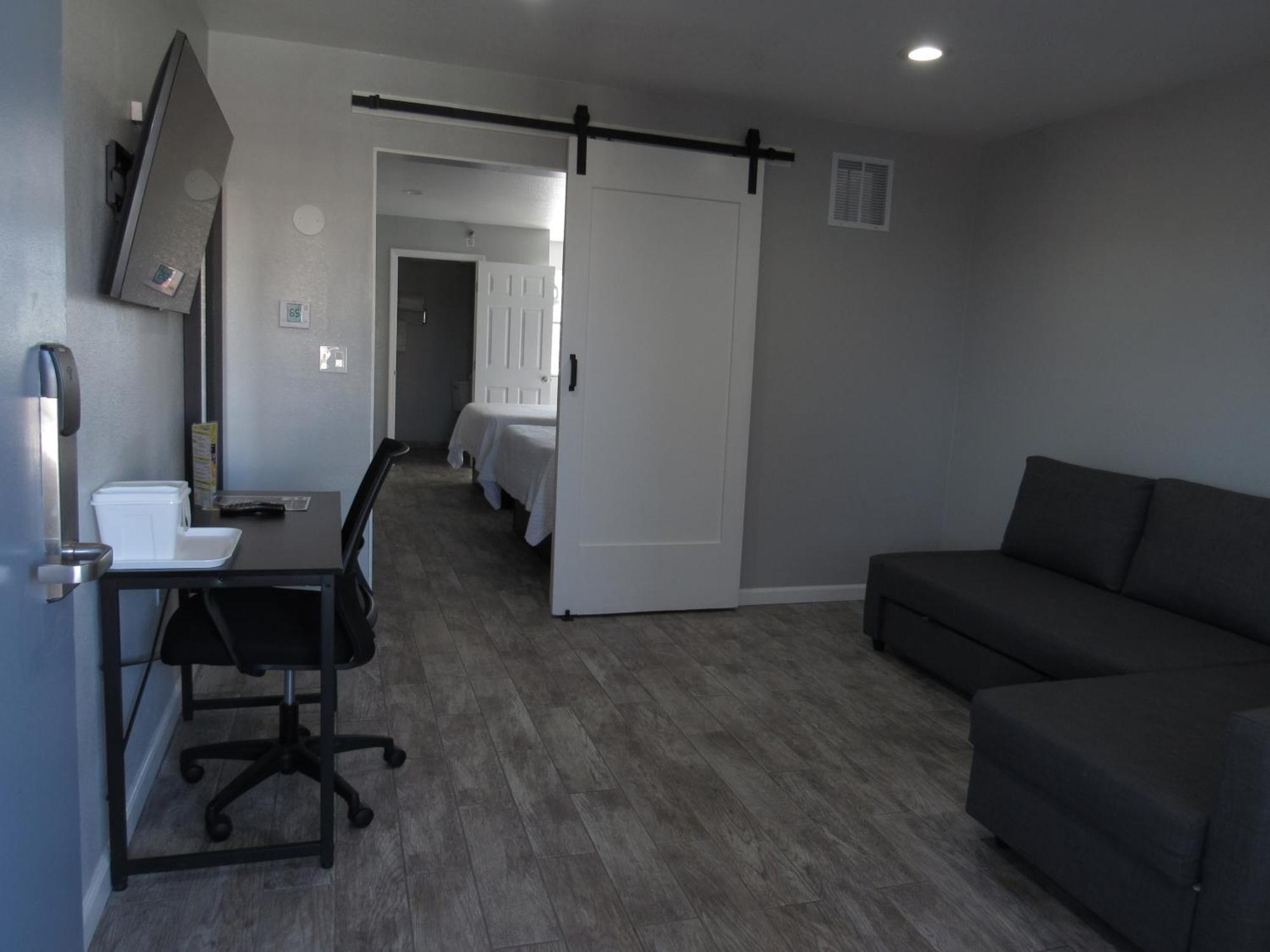Capri Suites Anaheim Zewnętrze zdjęcie